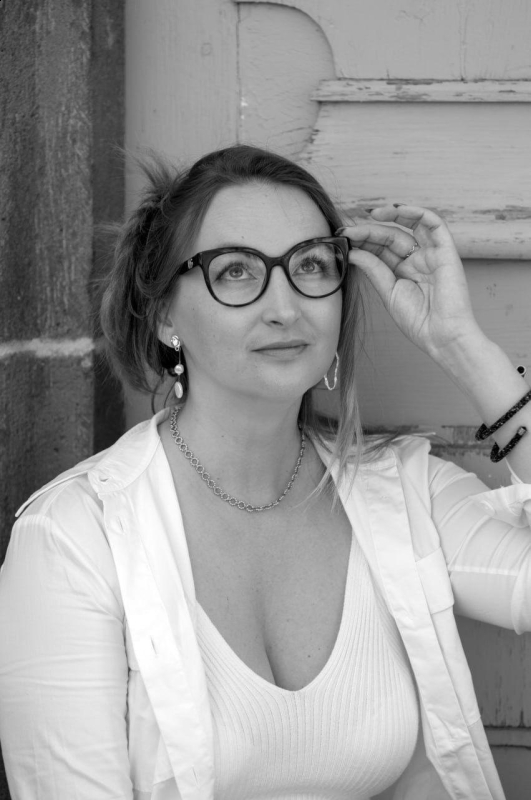 Photo de Halina (Clermont-Ferrand) / Réf. 93321 / Agence Amélie