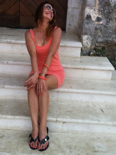 Oksana (bientôt à Paris) / Réf. 93324 / Adhérente Agence Amélie