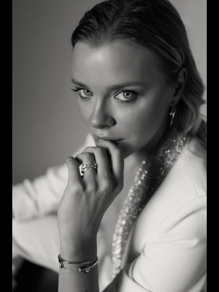 Elena  / Réf. 93331 / Adhérente Agence Amélie