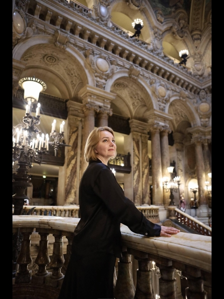 Natalia (Paris) / Réf. 93379 / Adhérente Agence Amélie