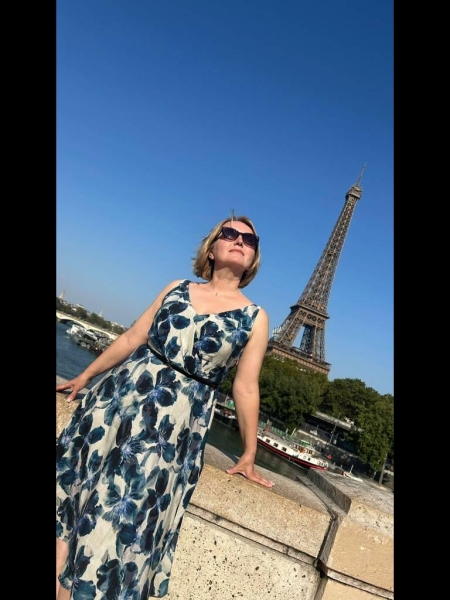 Natalia (Paris) / Réf. 93379 / Adhérente Agence Amélie