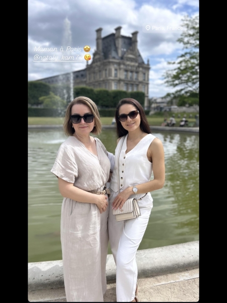 Natalia (Paris) / Réf. 93379 / Adhérente Agence Amélie