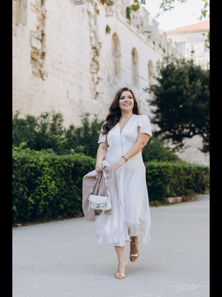 Julia (Portugal) / Réf. 93422 / Adhérente Agence Amélie