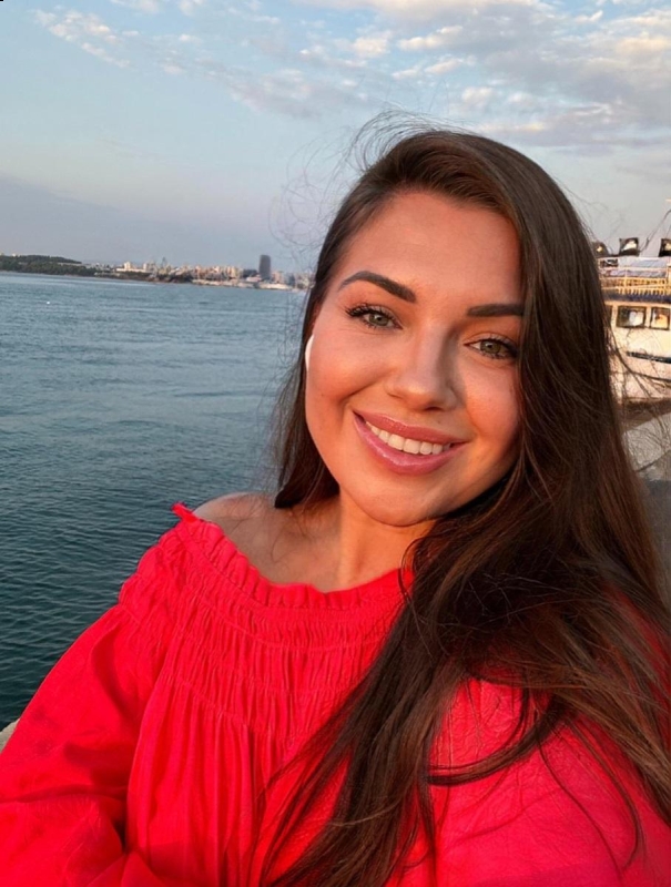 Photo de Julia (Portugal) / Réf. 93422 / Agence Amélie