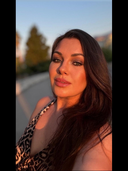 Julia (Portugal) / Réf. 93422 / Adhérente Agence Amélie