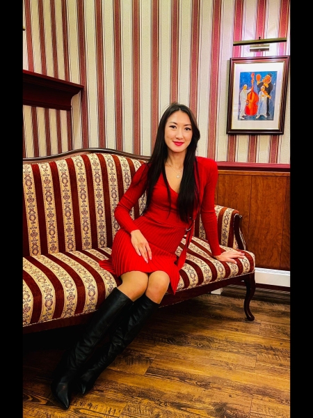 Aigul (Allemagne) / Réf. 93433 / Adhérente Agence Amélie