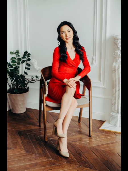 Aigul (Allemagne) / Réf. 93433 / Adhérente Agence Amélie