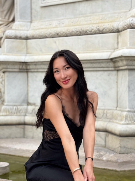 Aigul (Allemagne) / Réf. 93433 / Adhérente Agence Amélie