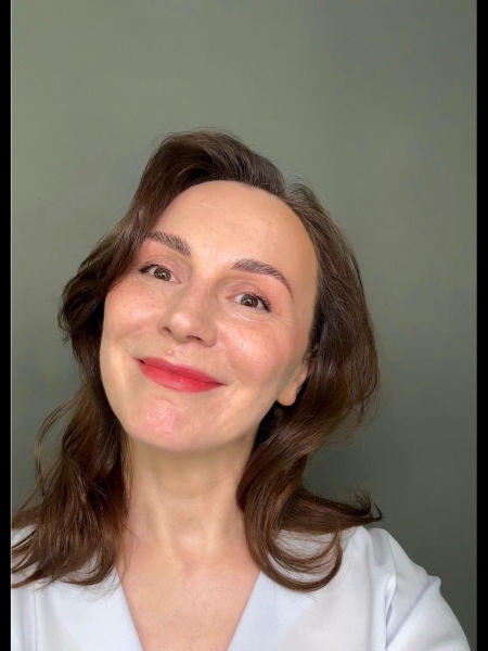 Natalia (maintenant à Paris) / Réf. 93567 / Adhérente Agence Amélie