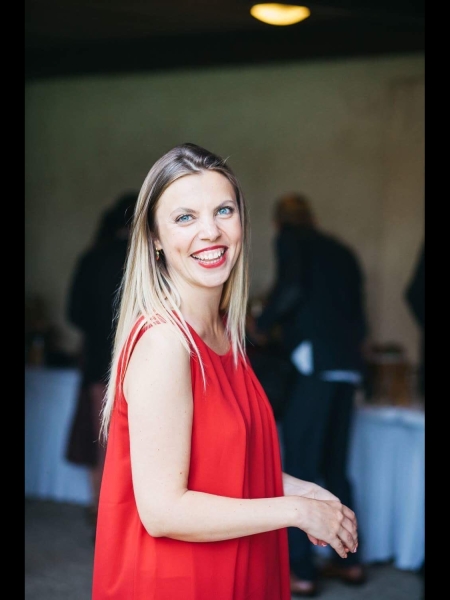Natalia (Paris) / Réf. 93625 / Adhérente Agence Amélie