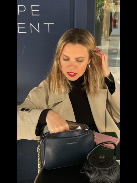Natalia (Paris) / Réf. 93625 / Adhérente Agence Amélie
