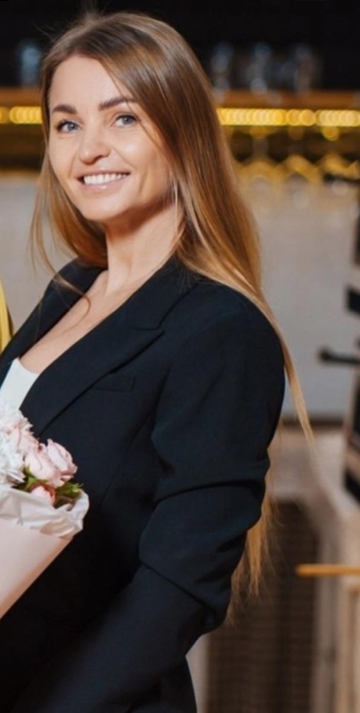 Photo de Maria (maintenant  à Nice) / Réf. 93638 / Agence Amélie