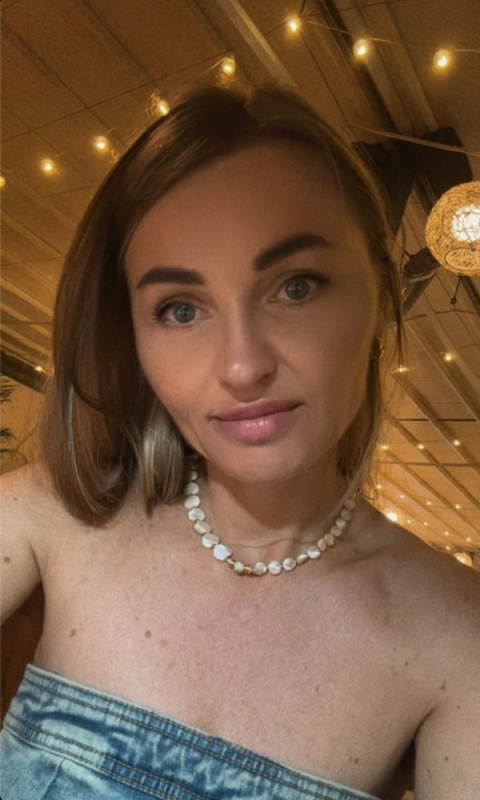 Photo de Maria (maintenant  à Nice) / Réf. 93638 / Agence Amélie