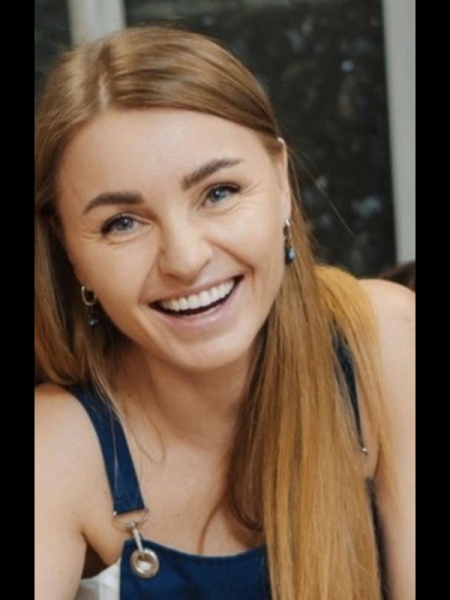 Maria (maintenant  à Nice) / Réf. 93638 / Adhérente Agence Amélie