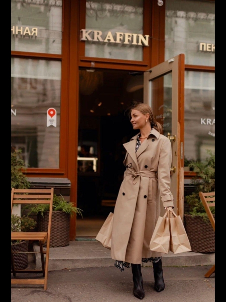 Maria (maintenant  à Nice) / Réf. 93638 / Adhérente Agence Amélie