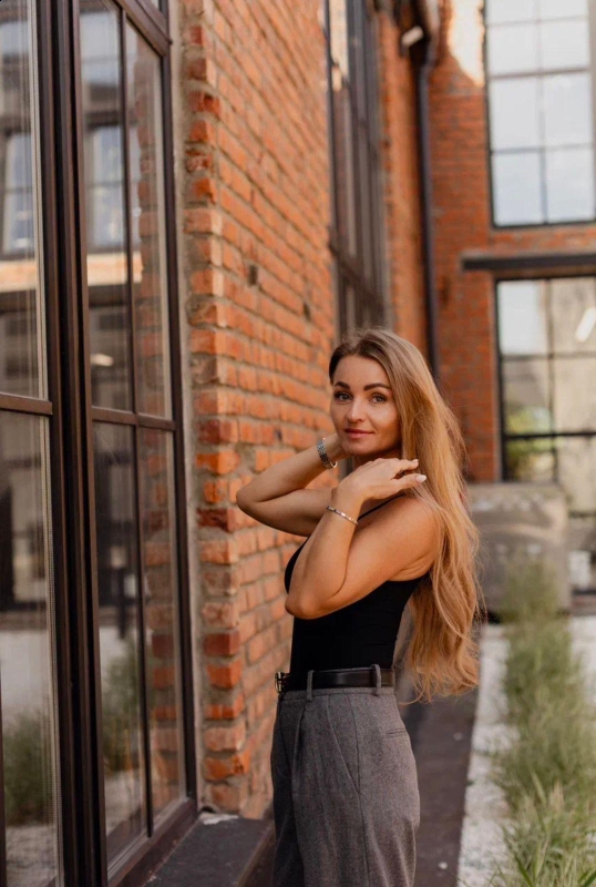 Photo de Maria (maintenant  à Nice) / Réf. 93638 / Agence Amélie