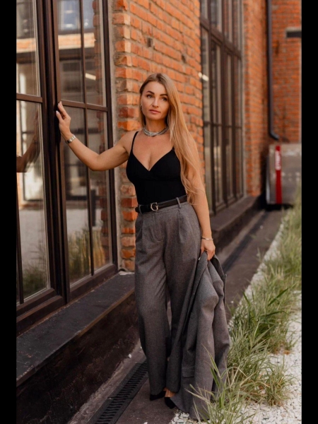 Maria (maintenant  à Nice) / Réf. 93638 / Adhérente Agence Amélie