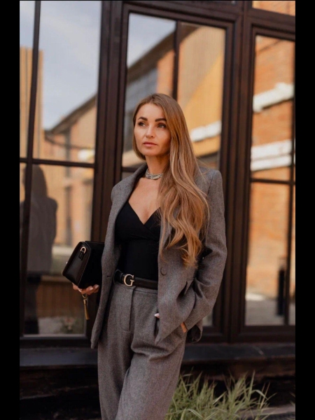 Maria (maintenant  à Nice) / Réf. 93638 / Adhérente Agence Amélie