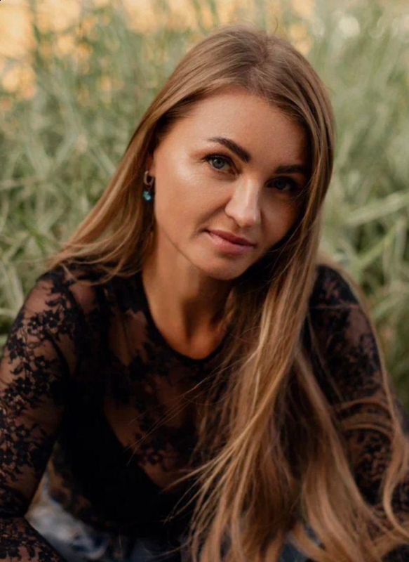 Photo de Maria (maintenant  à Nice) / Réf. 93638 / Agence Amélie