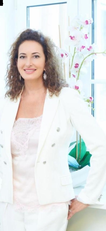 Photo de Natalia (bientôt en France) / Réf. 93684 / Agence Amélie