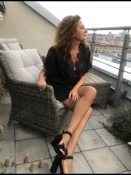 Natalia (bientôt en France) / Réf. 93684 / Adhérente Agence Amélie