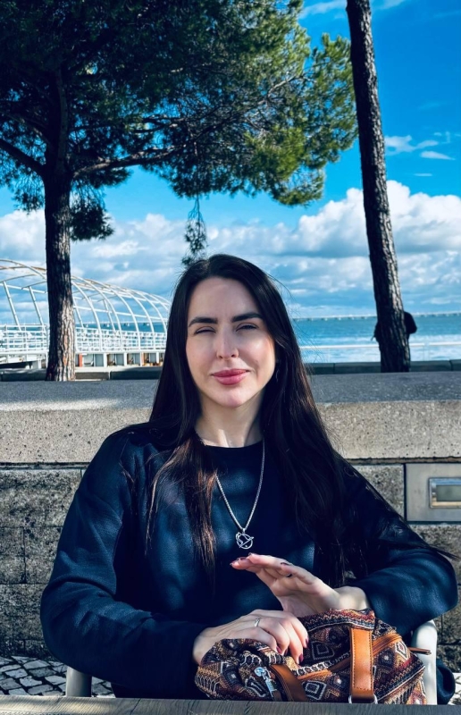 Photo de Liubov (Portugal) / Réf. 93690 / Agence Amélie
