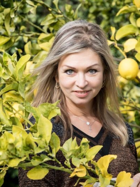 Natalia (Luxembourg)  / Réf. 93731 / Adhérente Agence Amélie