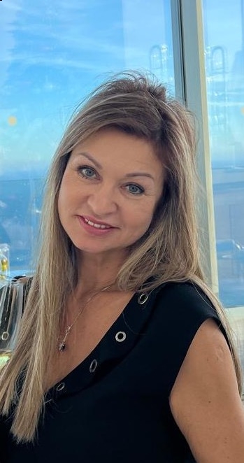 Photo de Natalia (Luxembourg)  / Réf. 93731 / Agence Amélie