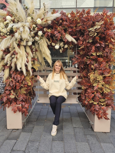 Anna (Angleterre) / Réf. 93775 / Adhérente Agence Amélie