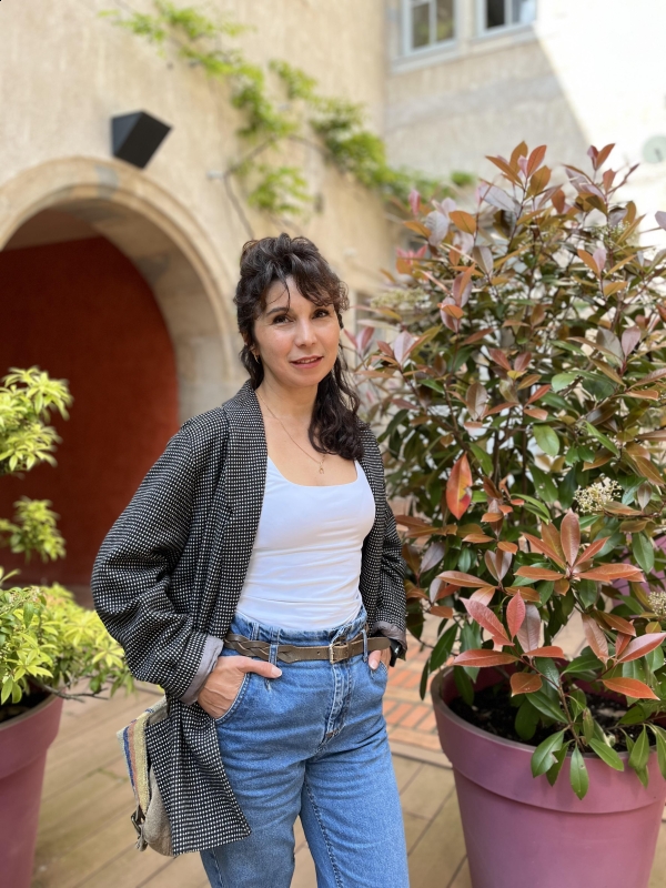 Photo de Olena (Dole) / Réf. 93892 / Agence Amélie