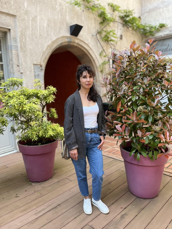 Photo de Olena (Dole) / Réf. 93892 / Agence Amélie