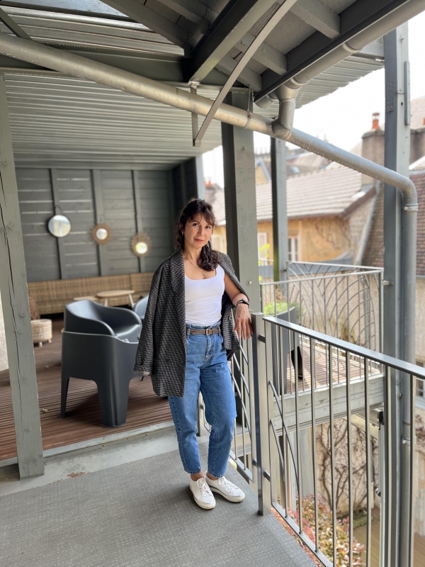 Photo de Olena (Dole) / Réf. 93892 / Agence Amélie