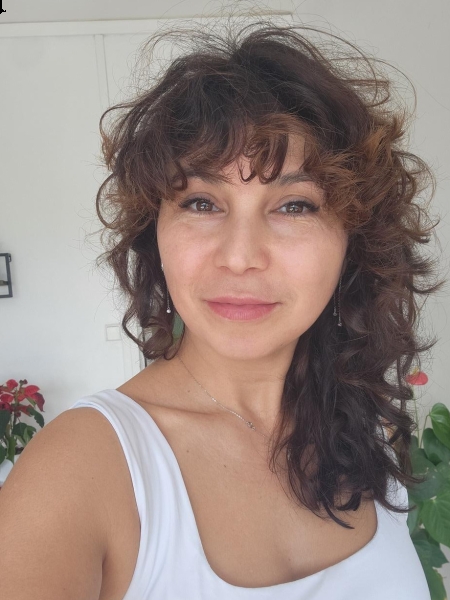 Olena (Dole) / Réf. 93892 / Adhérente Agence Amélie