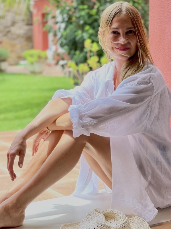 Photo de Alla (bientôt à Nice) / Réf. 93900 / Agence Amélie
