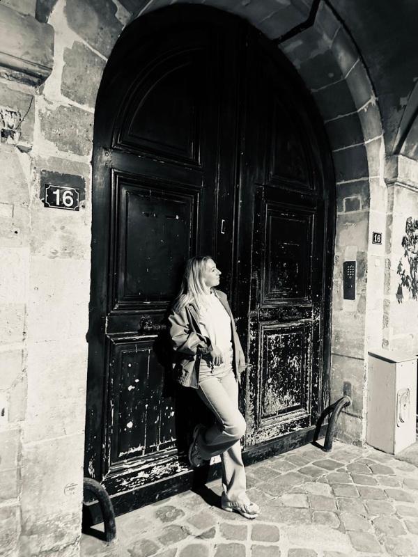 Photo de Maria (souvent à Lyon) / Réf. 94044 / Agence Amélie