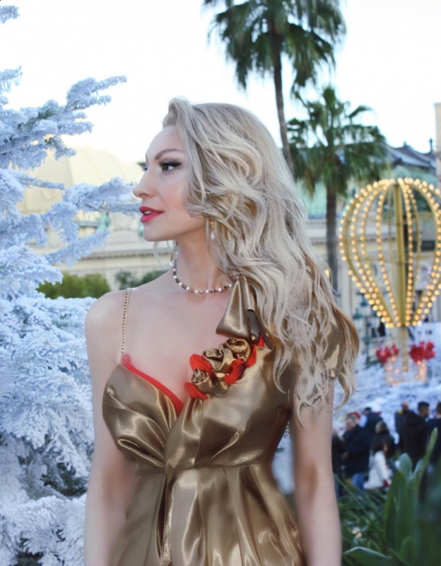 Photo de Ludmila (Nice) / Réf. 9163 / Agence Amélie