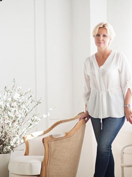 Agrippina (Finlande) / Réf. 92128 / Adhérente Agence Amélie