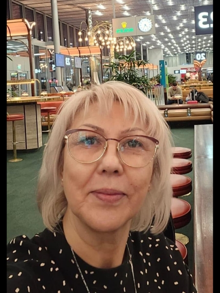 Nouriya (Paris) / Réf. 9385 / Adhérente Agence Amélie