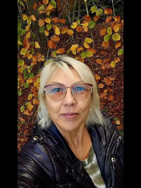 Nouriya (Paris) / Réf. 9385 / Adhérente Agence Amélie