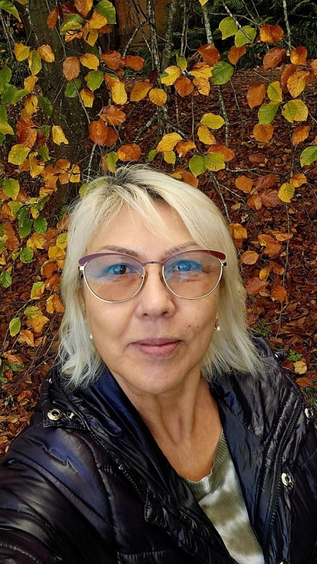 Photo de Nouriya (Paris) / Réf. 9385 / Agence Amélie