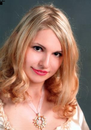 Photo de Galina (Strasbourg) / Réf. 9462 / Agence Amélie