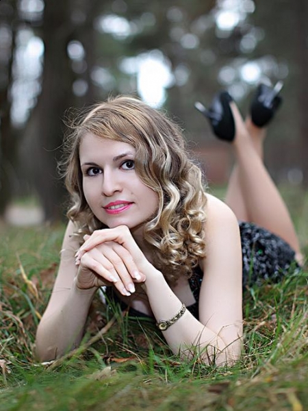 Galina (Strasbourg) / Réf. 9462 / Adhérente Agence Amélie