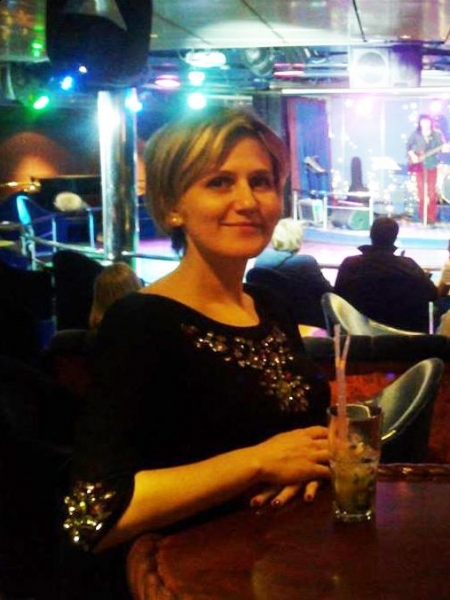 Anna / Réf. 9489 / Adhérente Agence Amélie