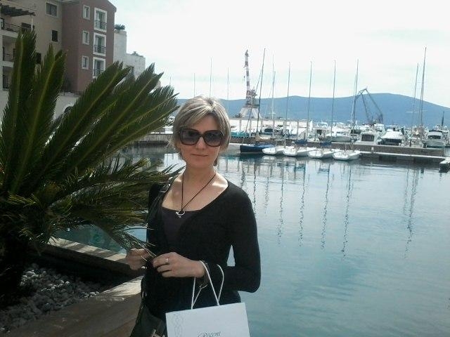 Photo de Anna / Réf. 9489 / Agence Amélie