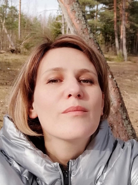 Anna / Réf. 9489 / Adhérente Agence Amélie