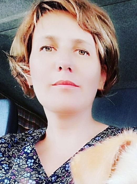 Photo de Anna / Réf. 9489 / Agence Amélie