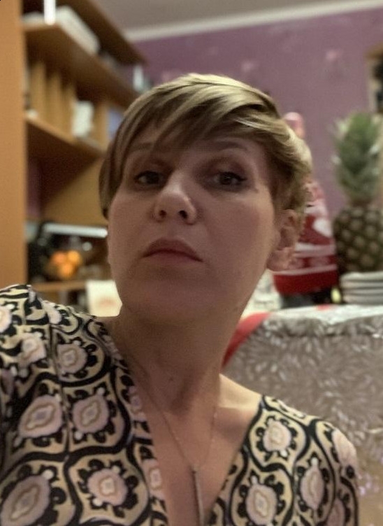 Photo de Anna / Réf. 9489 / Agence Amélie