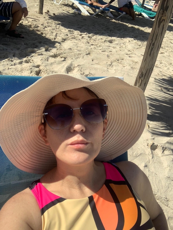 Photo de Anna / Réf. 9489 / Agence Amélie