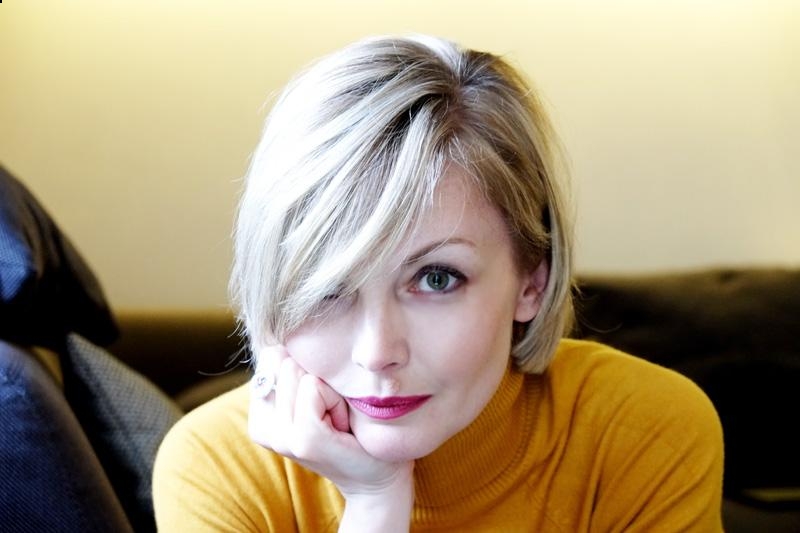 Photo de Veronika  / Réf. 9502 / Agence Amélie