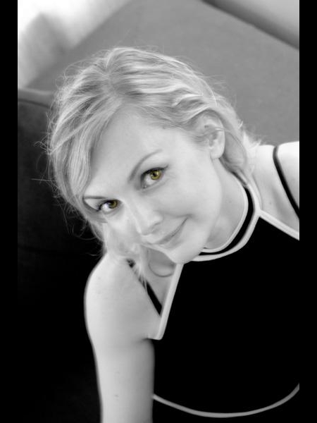 Veronika (Angleterre) / Réf. 9502 / Adhérente Agence Amélie